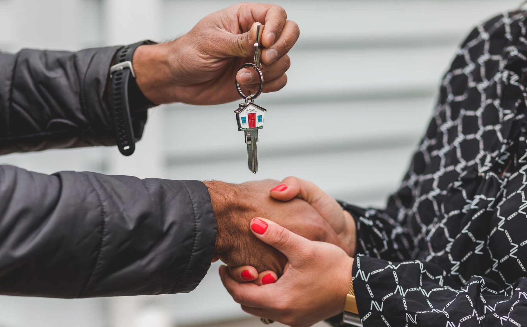 How to Choose the Right Real Estate Investment as an NRI